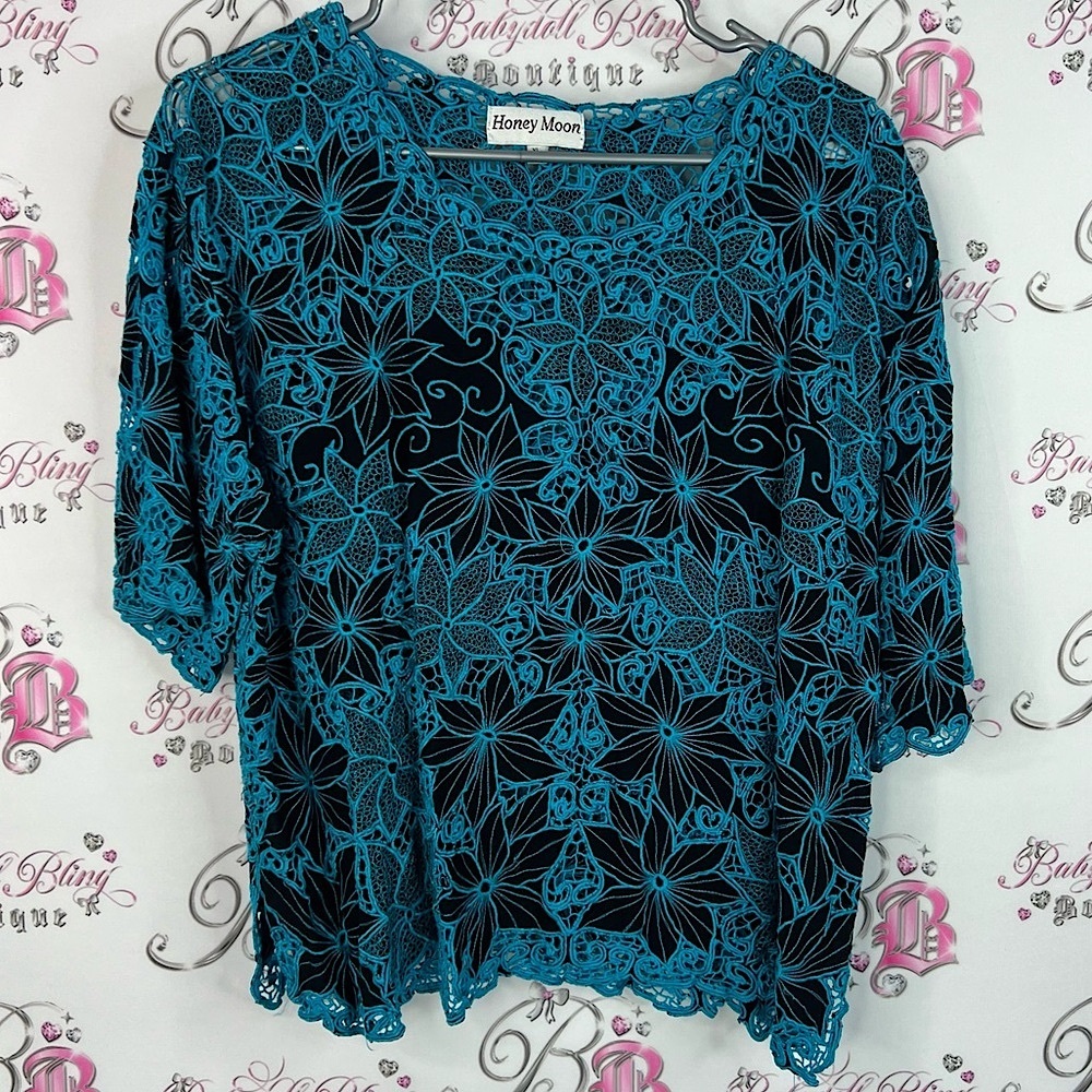 Honey moon tee shirt tshirt floral flowers crochet Teal Lace Women Top